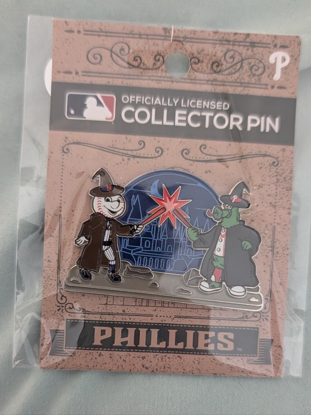 Philadelphia Phillies Phanatic Vs NY Mets - Mr. Met Harry Potter themed Pin.